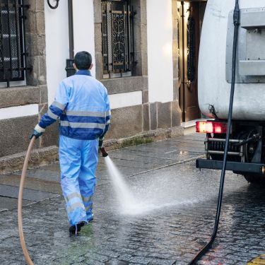 lavagem-de-rua-2f0b0ef5 image lavagem-de-rua-2f0b0ef5 Serviços com Caminhão Pipa – Hidro Quality